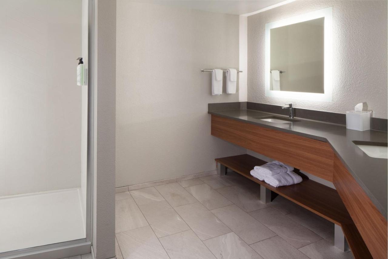 Fairfield Inn & Suites By Marriott Чарлстон Экстерьер фото