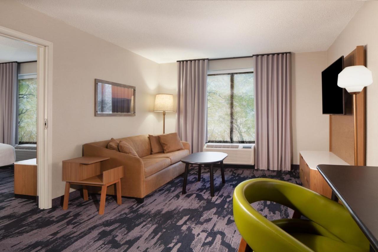 Fairfield Inn & Suites By Marriott Чарлстон Экстерьер фото