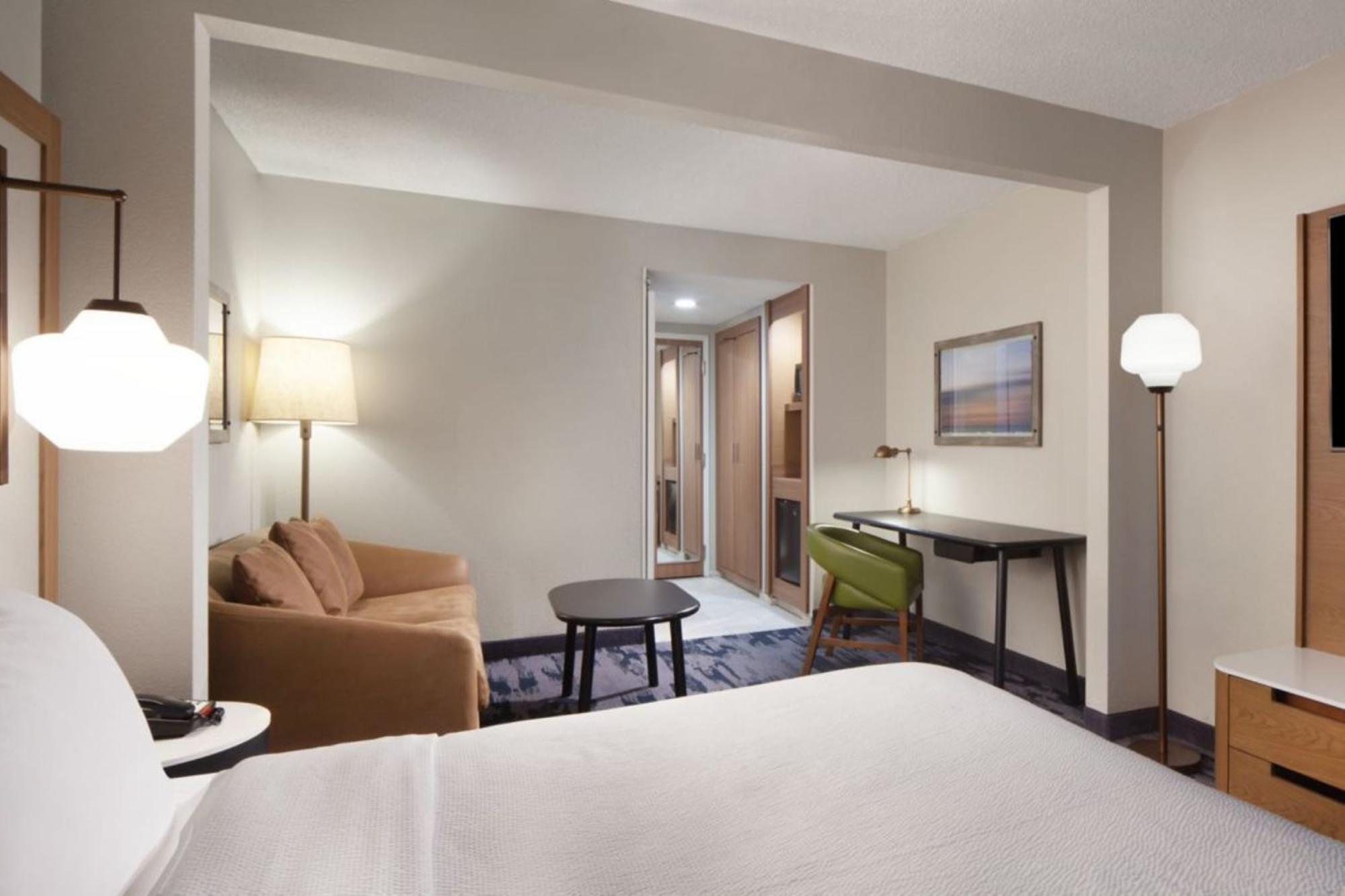 Fairfield Inn & Suites By Marriott Чарлстон Экстерьер фото